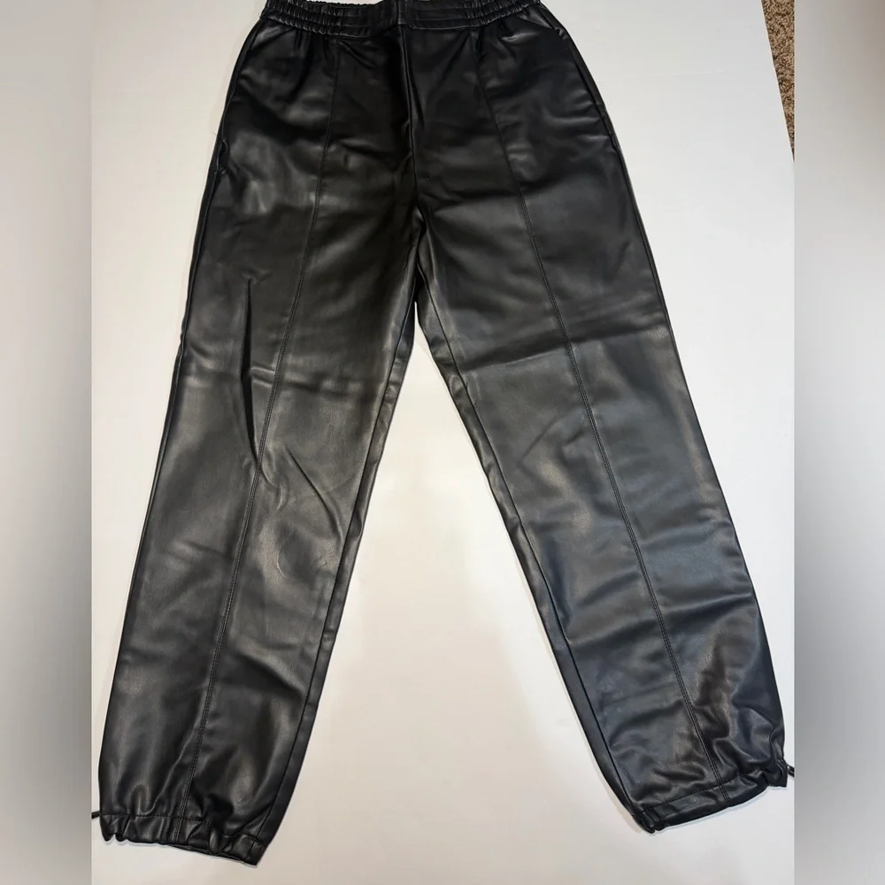 Zara Black Faux Leather Waistband Detail - Picture 1 of 6